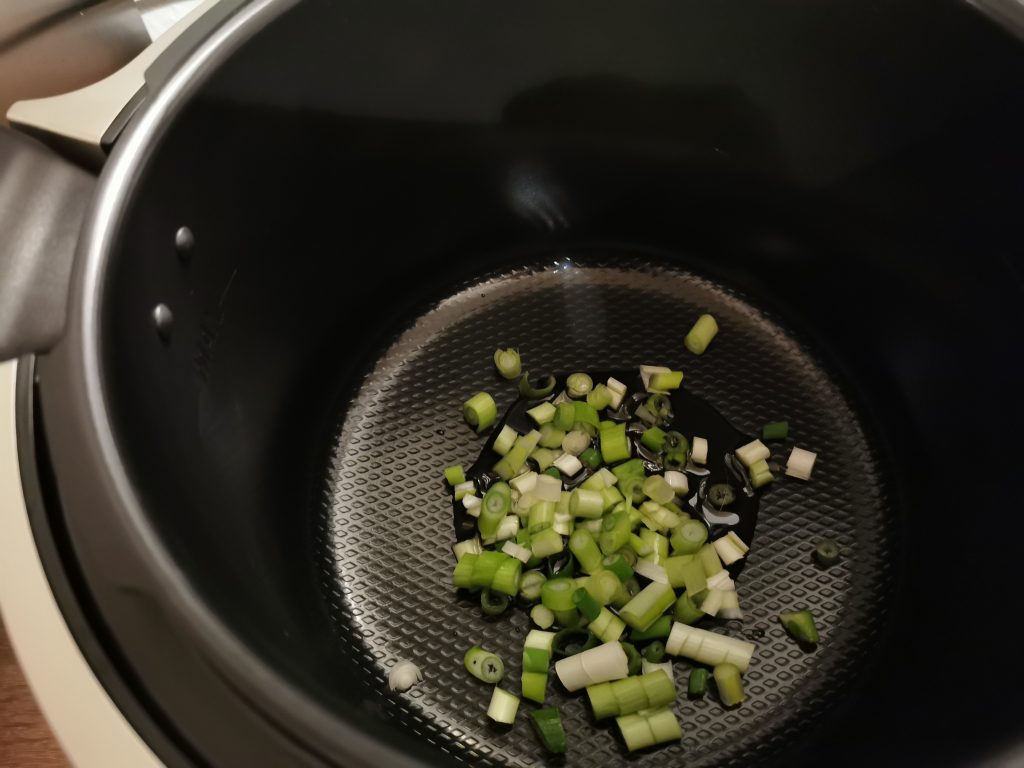 Cook4me Touch WiFi Zwiebeln anbraten