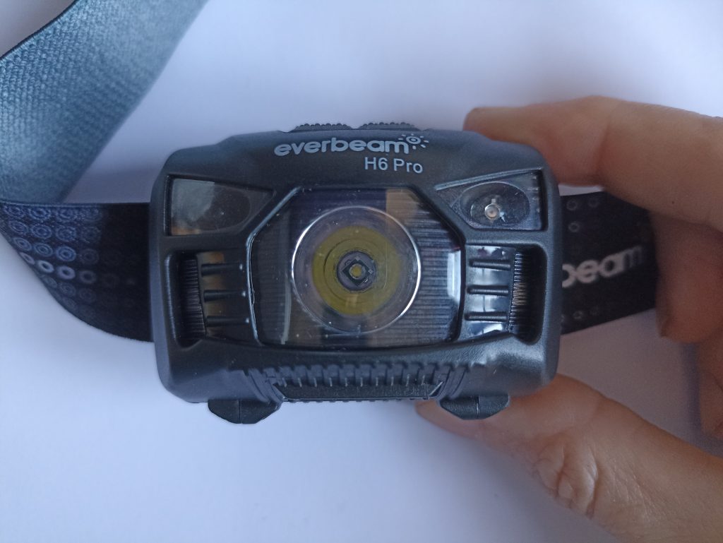 Everbeam H6 Pro Stirnlampe, Ansicht von vorne