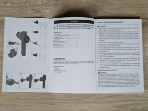 Geöffneter Anleitung der Beurer MG 99 Massagepistole