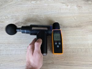 Getestete Lautstärke der Newgen Medicals ZX-6210-675 Massagepistole