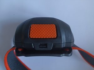 Gritin G1350 Stirnlampe, Anscht von oben, Bedienknopf