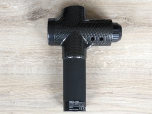HOPOSO Massagepistole von vorne, nach rechts ausgerichtet