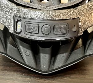 Livall MT1 Fahrradhelm Bedienungselemente