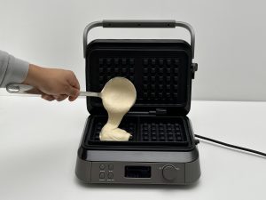 Klamer Waffeleisen mit Teig
