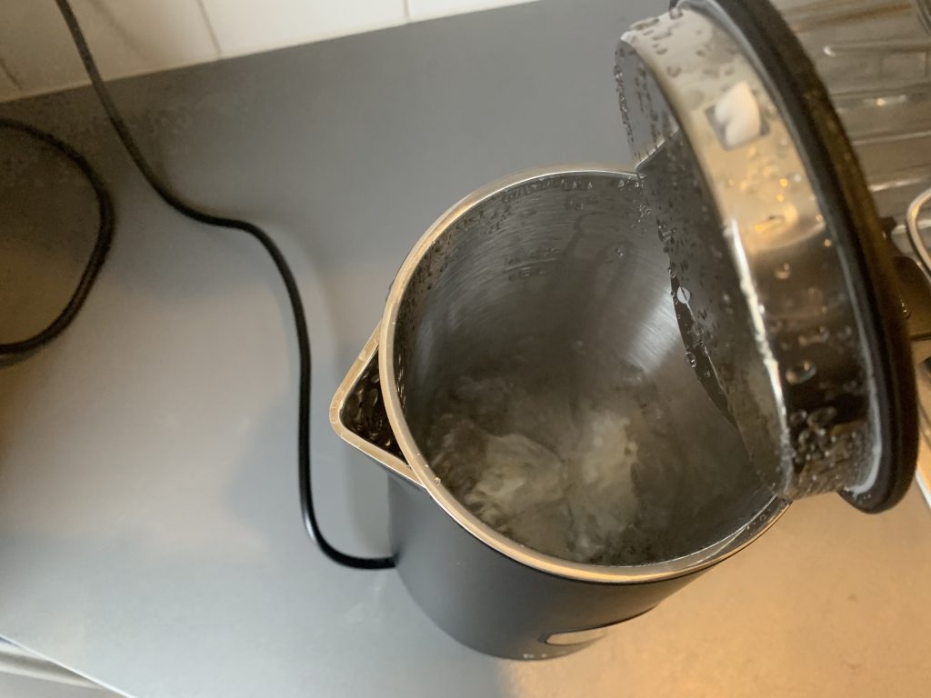 Klamer Wasserkocher gekochtes Wasser