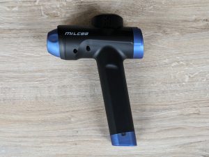 MILCEA MG-029 Massagepistole von vorne, nach links ausgerichtet