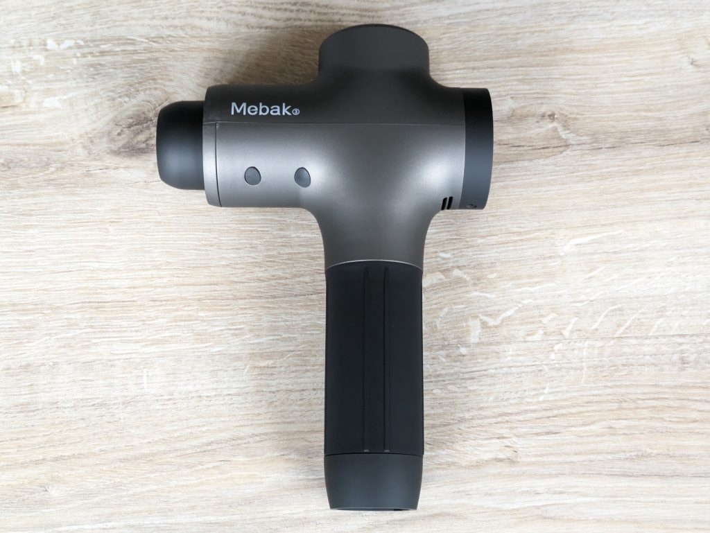 Mebak 3 Massagepistole von vorne, nach links ausgerichtet