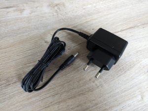 Netzteil der MILCEA MG-029 Massagepistole