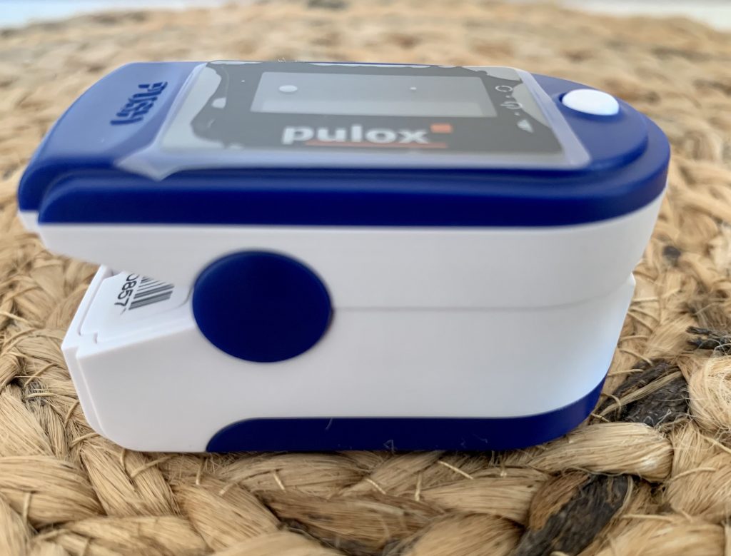 PULOX PO-200 Pulsoximeter ohne Silikonhülle von der Seite