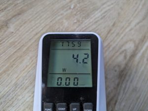 Stromverbrauch der Newgen Medicals ZX-6210-675 Massagepistole beim Laden