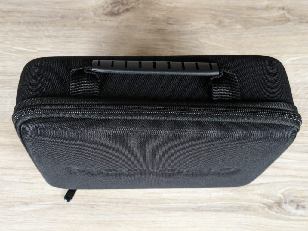 Tasche der HOPOSO Massagepistole von oben