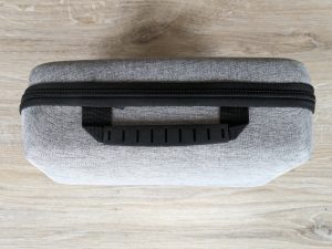 Tasche der MILCEA MG-029 Massagepistole von oben