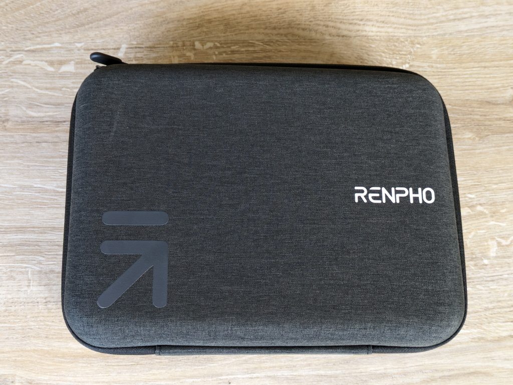 Tasche der RENPHO R3 Massagepistole von vorne