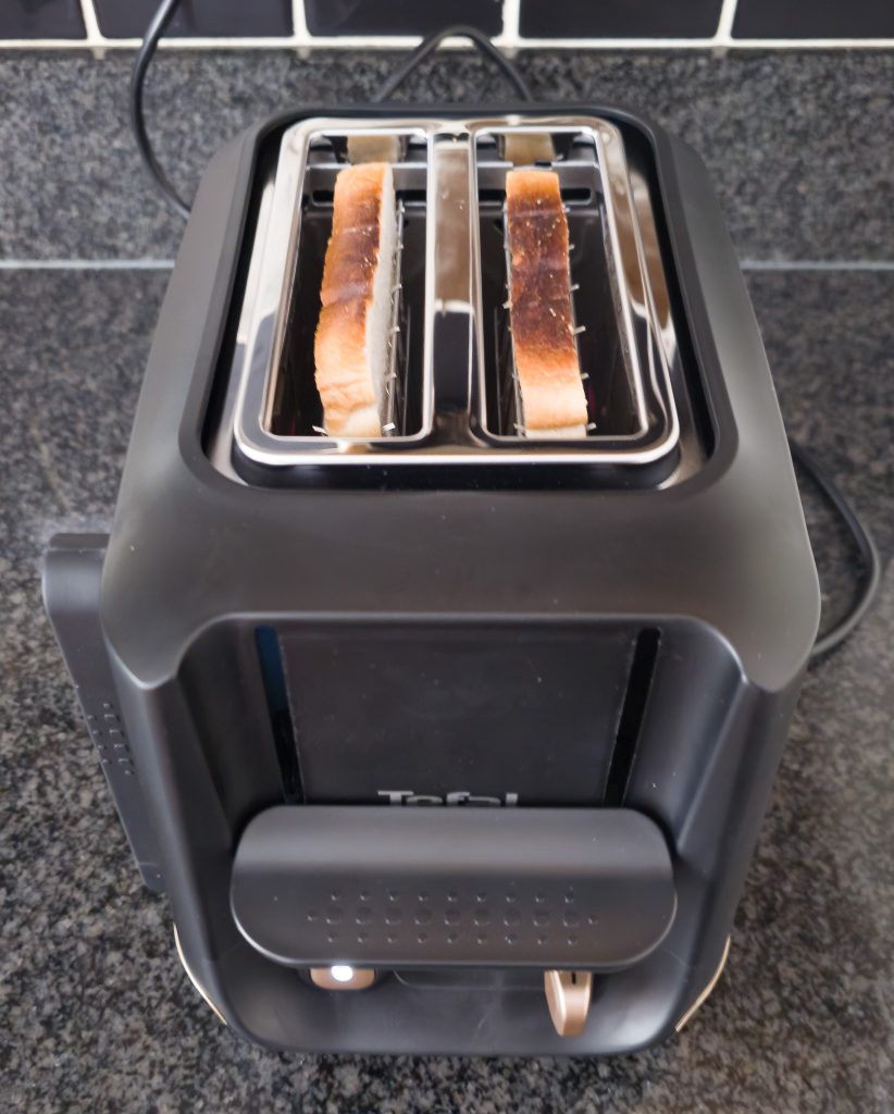 Tefal Includeo TT5338 Toaster von oben