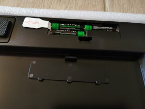Vitafit VT705 Körperfettwaage geöffnetes Batteriefach