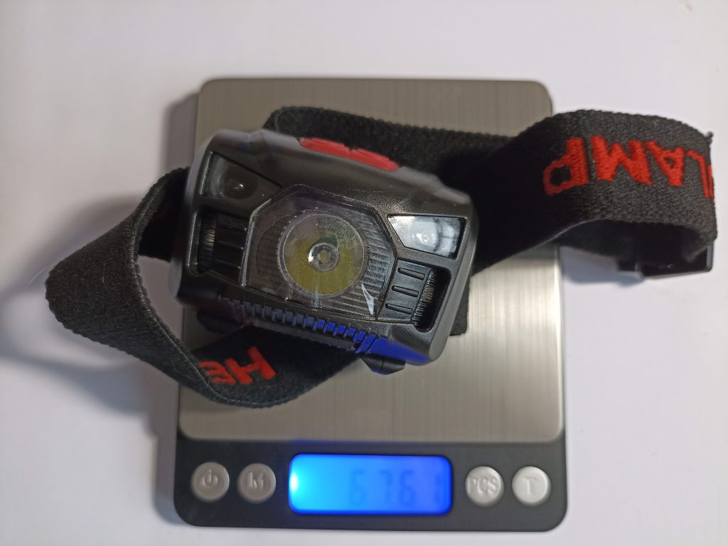 Winzwon WZ6520FR Stirnlampe, auf der Waage