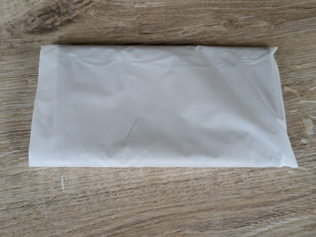 Zusammengefalteter Beutel der arboleaf CM20C Massagepistole