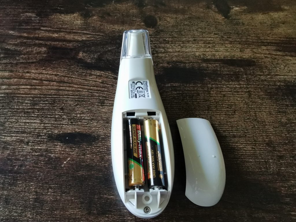 medisana TM 750 Ohrthermometer Batteriefach geöffnet