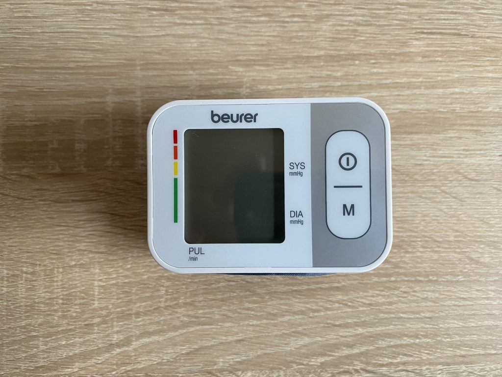 Beurer BC 28 Handgelenk-Blutdruckmessgerät Vorderseite