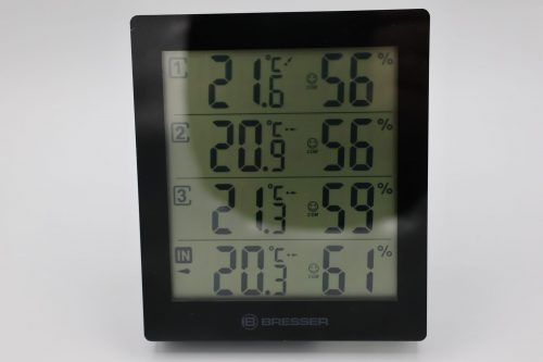 Bresser Clima Trend Hygro Quadro Wetterstation Basis eingeschaltet