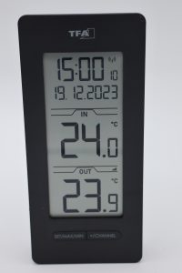 TFA Dostmann Wetterstation eingeschaltet