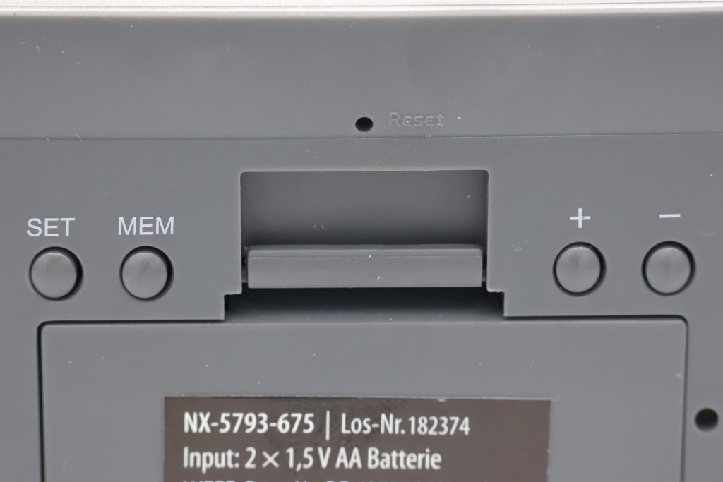 Pearl NX-5793-675 Wetterstation Knöpfe