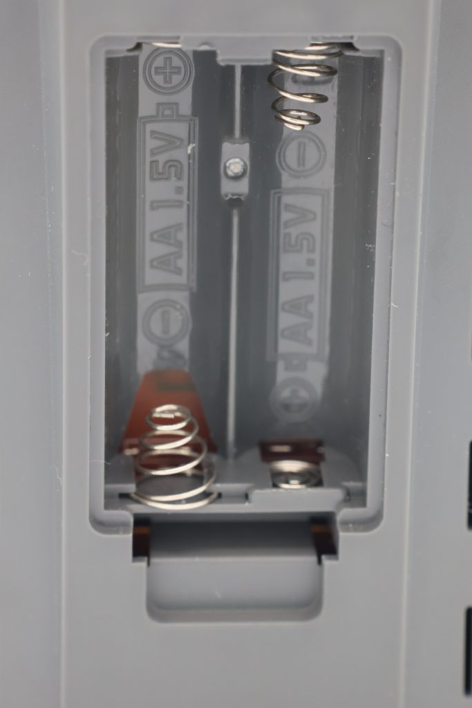 TFA Dostmann Wetterstation Batteriefach