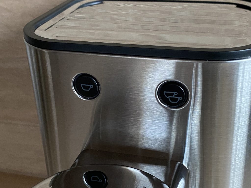 WMF Lumero Espresso Siebträgermaschine Detail Tasten