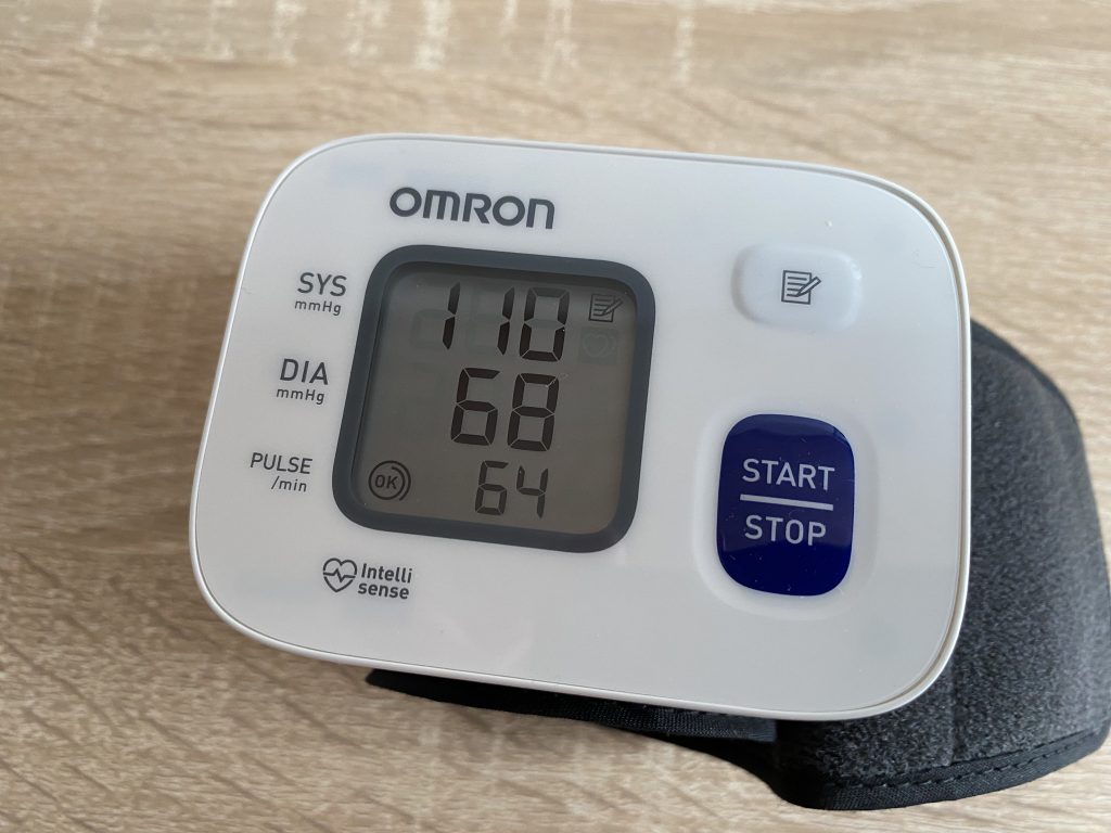 Omron RS2 Handgelenk-Blutdruckmessgerät Ergebnisse Messung