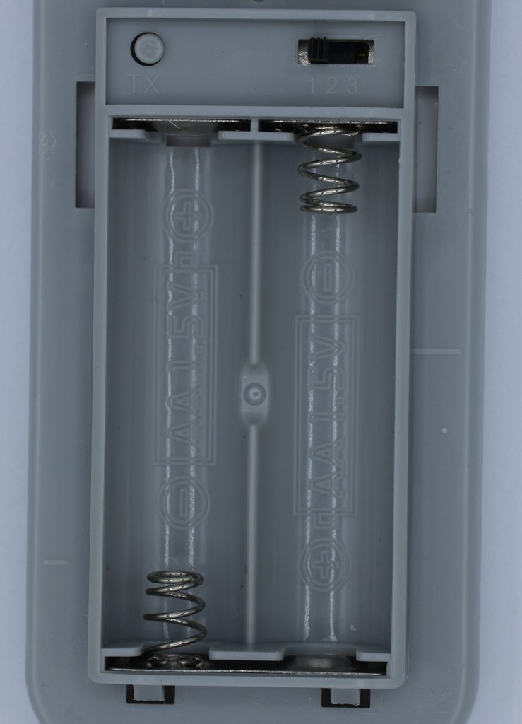 TFA Dostmann Wetterstation Batteriefach Sensor