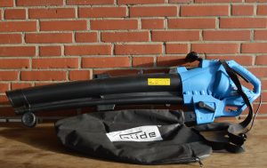 Güde GLS 3000 Vario Laubsauger montiert links