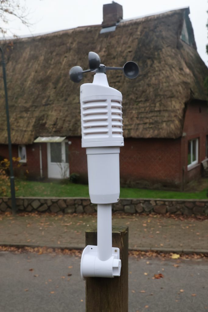 TFA Dostmann Spring Breeze Wetterstation Windmesser draussen