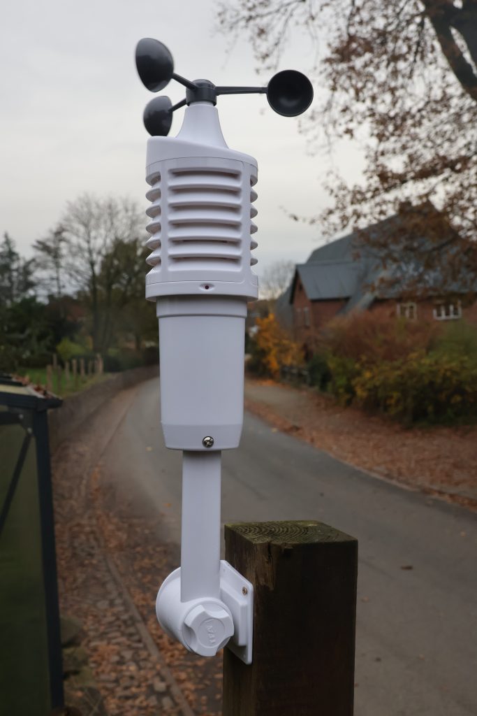 TFA Dostmann Spring Breeze Wetterstation Windmesser draussen 2