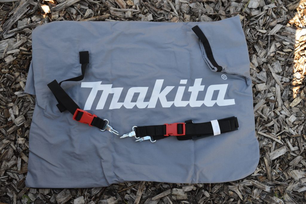 Makita DUB363PT2V Akku Laubsauger Laubfangsack und Schultergurt Verpackungsinhalt unmontiert