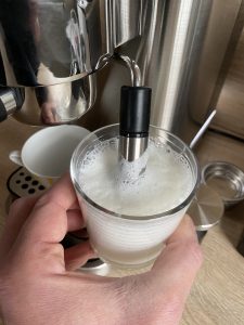 WMF Lumero Espresso Siebträgermaschine Zubereitung Milchschaum 2