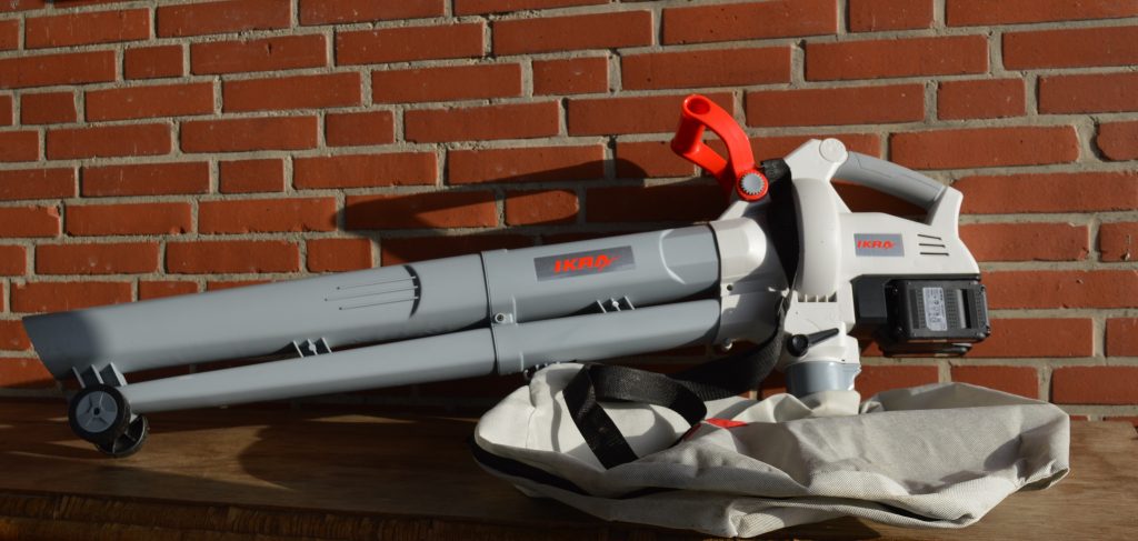 IKRA ICBV 2-20 Laubsauger Links montiert