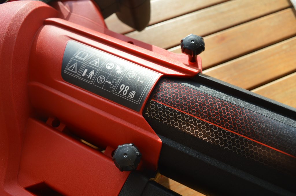 EINHELL Venturro 18-210 Laubsauger Schrauben Rohrmontage