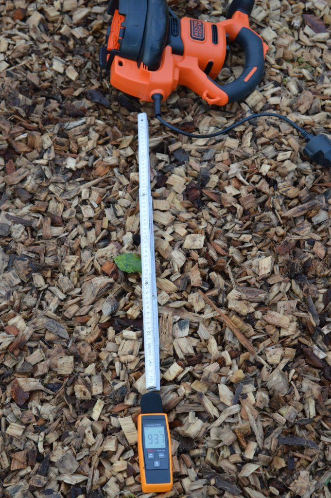 BLACK+DECKER BEBLV300 Laubsauger Laubbläser Lautstärke in Dezibel