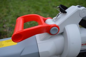 IKRA ICBV 2-20 Laubsauger Schultergurtöse Detailansicht