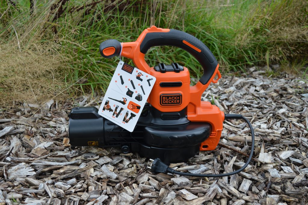BLACK+DECKER BEBLV300 Laubsauger Laubbläser mit Schnellmontageanleitung