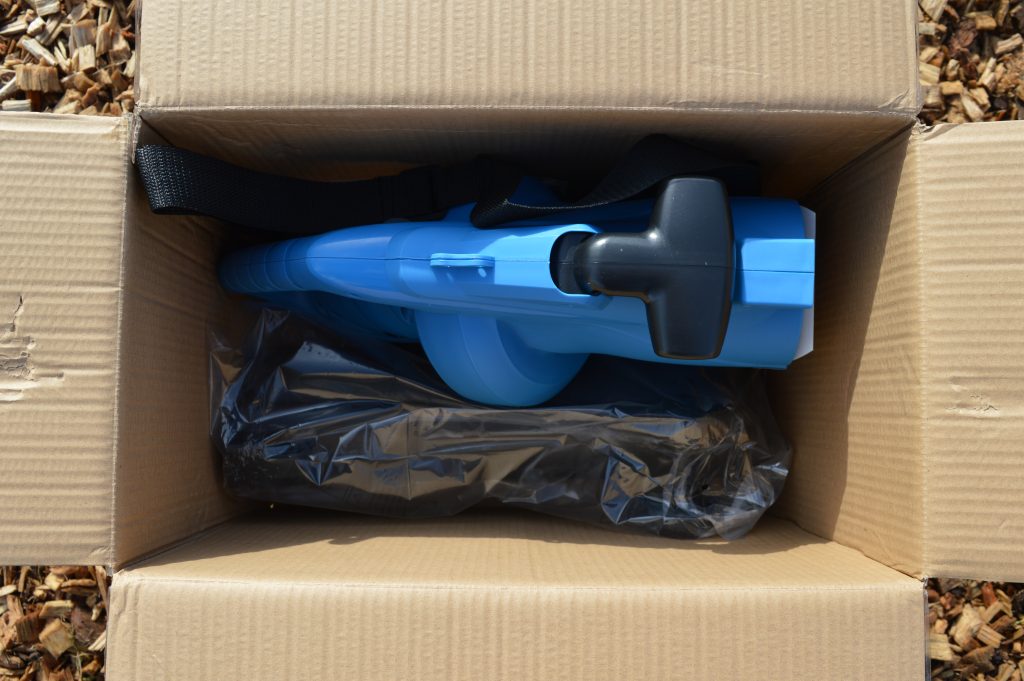 Güde GLS 3000 Vario Laubsauger Karton geöffnet