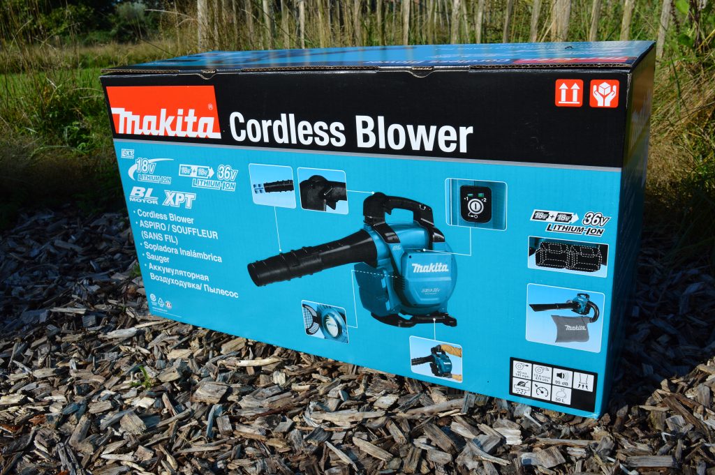 Makita DUB363PT2V Akku Laubsauger Verpackung