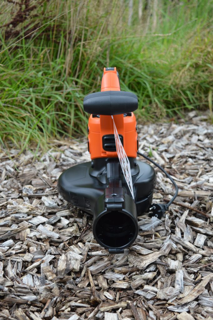 BLACK+DECKER BEBLV300 Laubsauger Laubbläseröffnung ohne Blasrohr