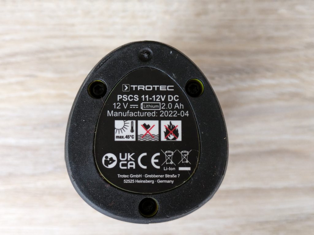 Akku des TROTEC PSCS 11-12V Akkuschrauber von unten