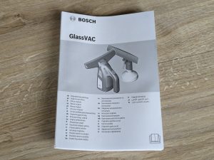Anleitung des Bosch Home and Garden GlassVAC Fenstersaugers geschlossen