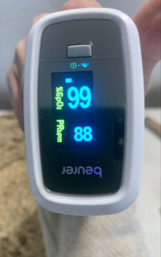 Beurer PO 30 Pulsoximeter Ansichtsperspektive 4