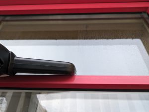 Bosch Home and Garden GlassVAC Fenstersauger im Einsatz