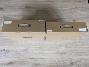 Einzelne Verpackungen des RLK8-800B4 Reolink Überwachungskamera-Sets von oben