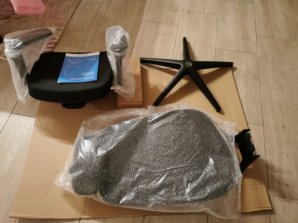 Ergotopia MasterBack Pro Bürostuhl Einzelteile in Verpackung