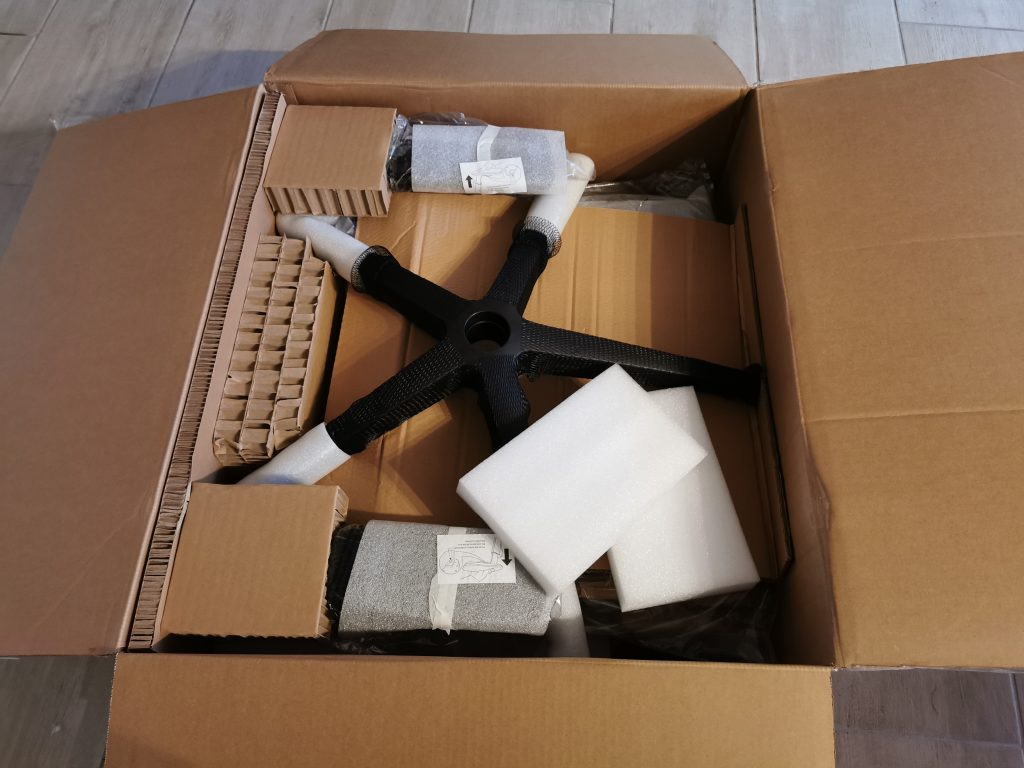 Ergotopia NextBack Verpackung geöffnet